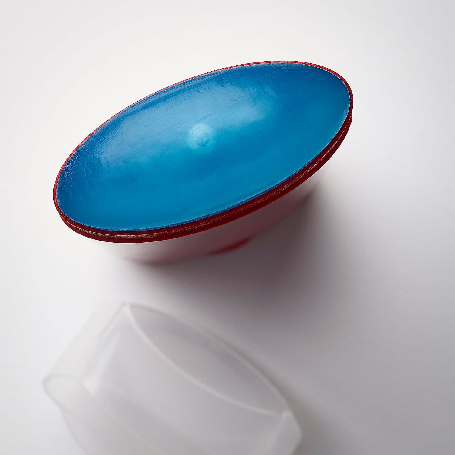 Blaue feste Deodorants: Können sie chemische Verätzungen verursachen?